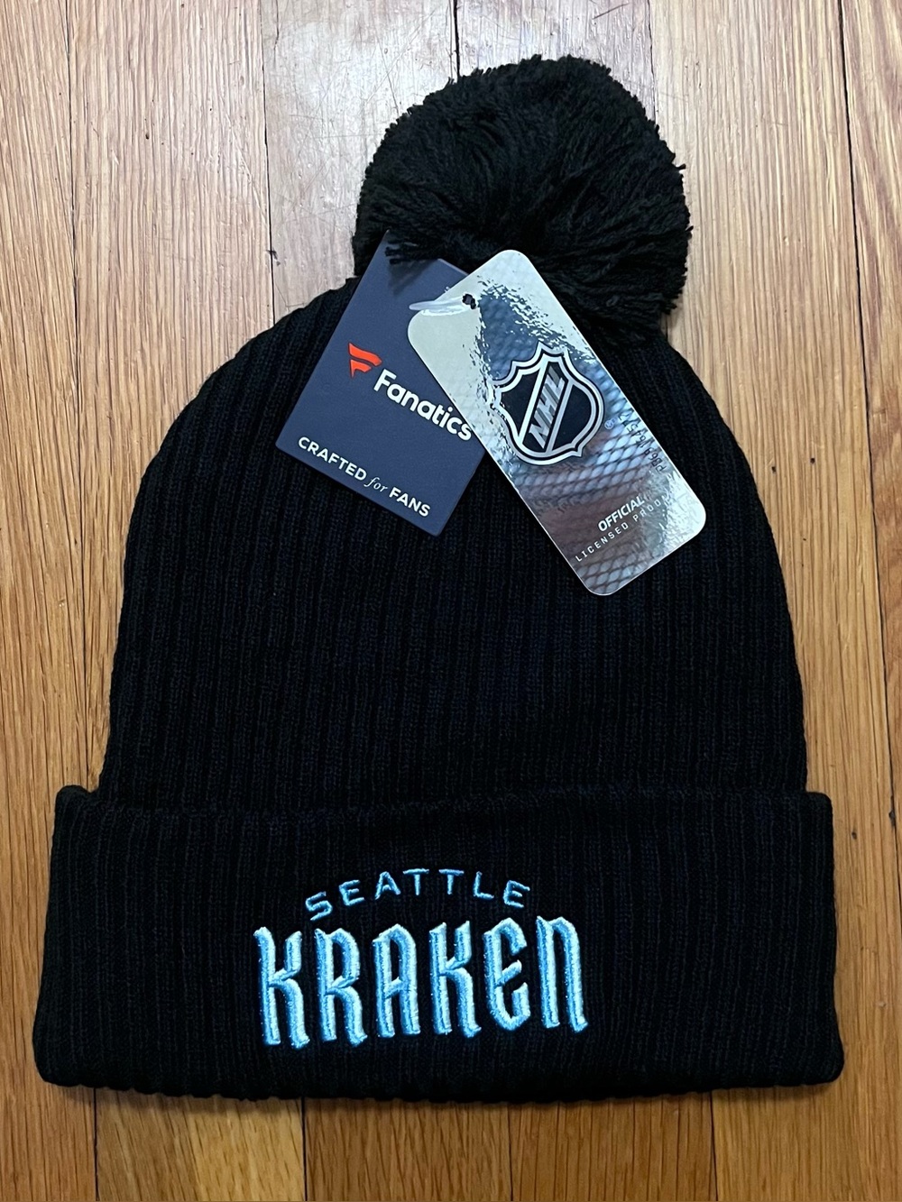 Seattle Kraken Fanatics Black Cuffed Knit Hat Beanie With Pom Unisex Adult NWT